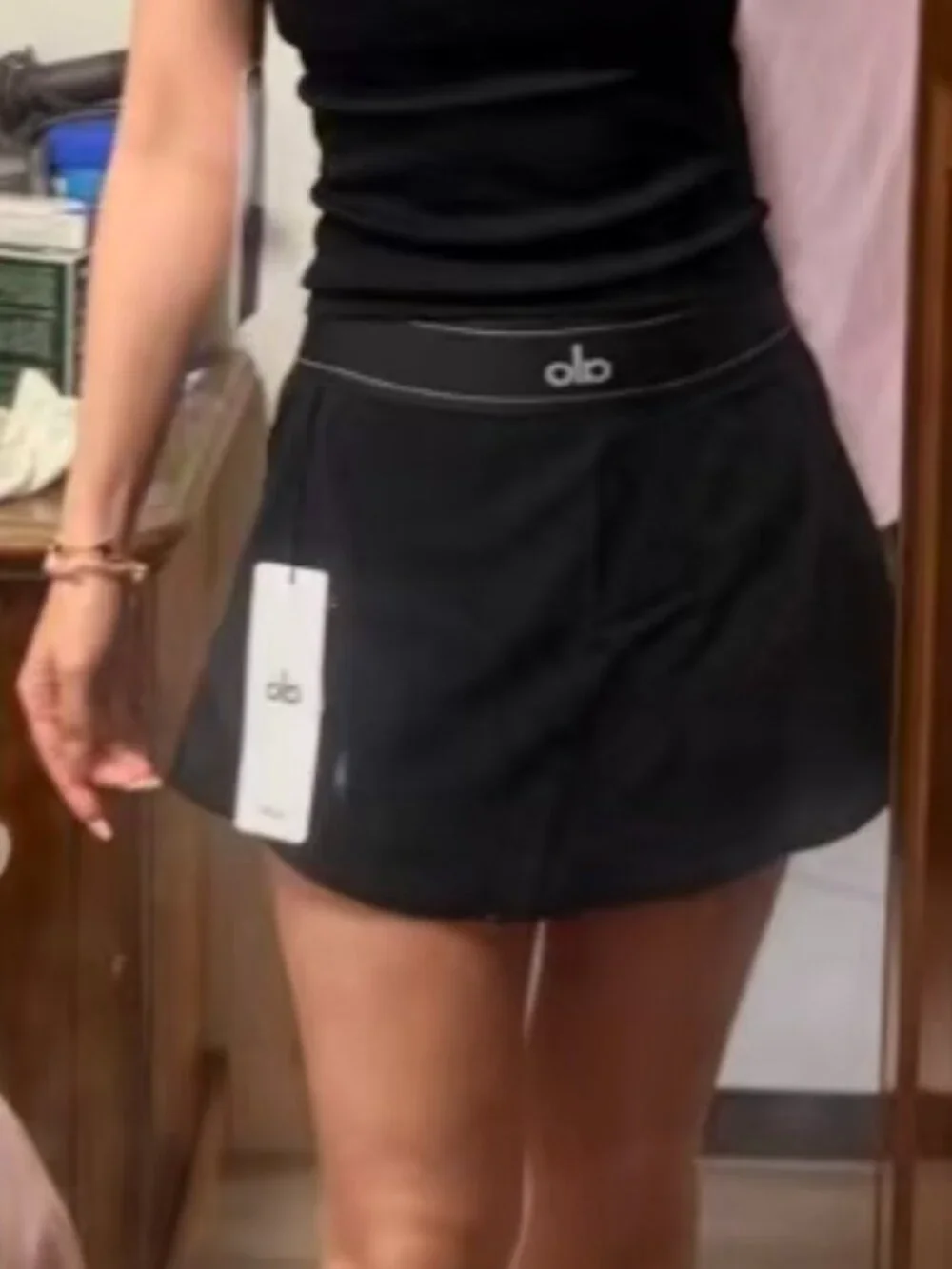 🎿Alo Yoga Match Point Tennis Black Skirt Flattering Fit🥎Court-to-Street